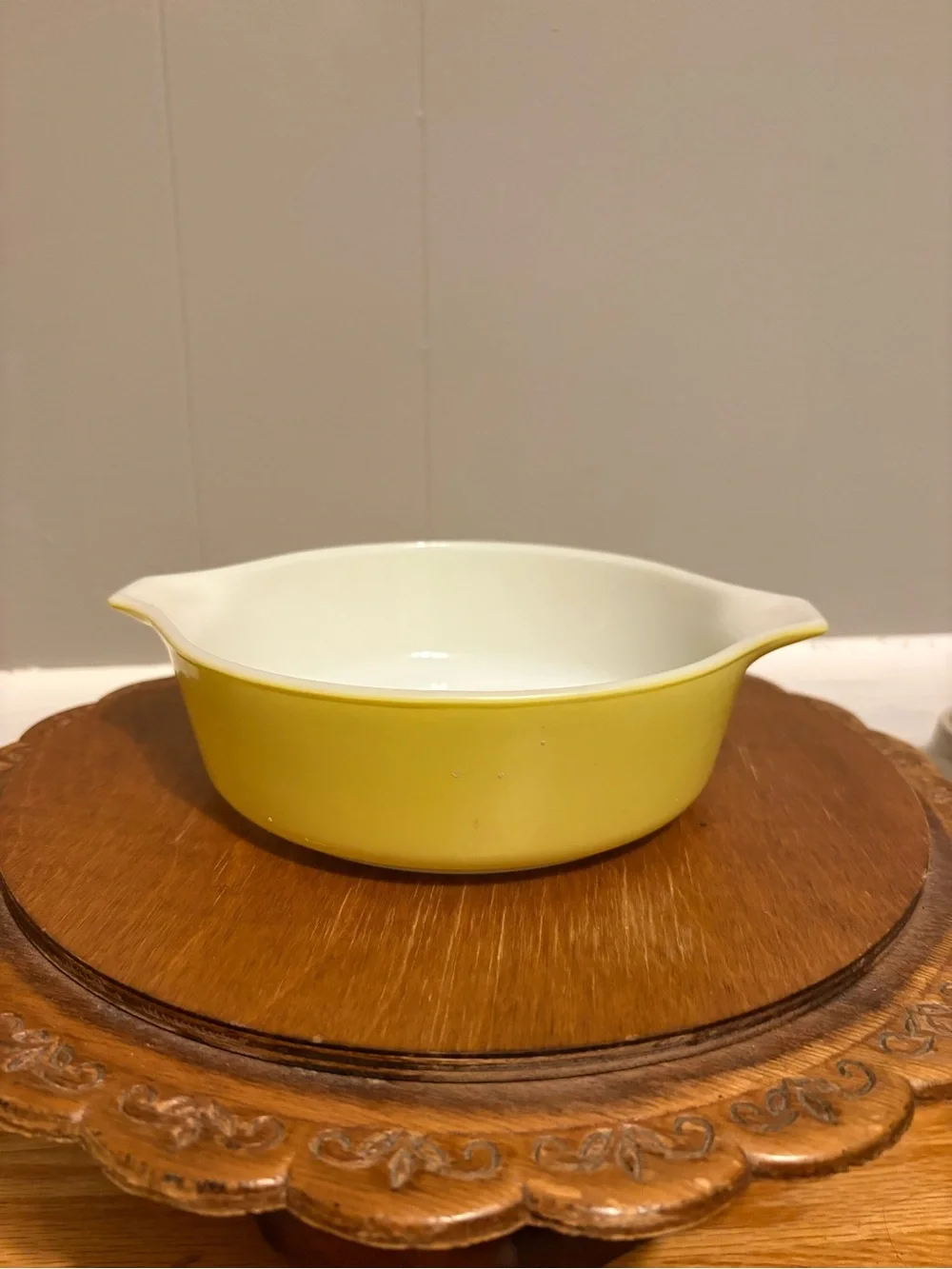 Pyrex Vintage Yellow 471 1pt Casserole Dish